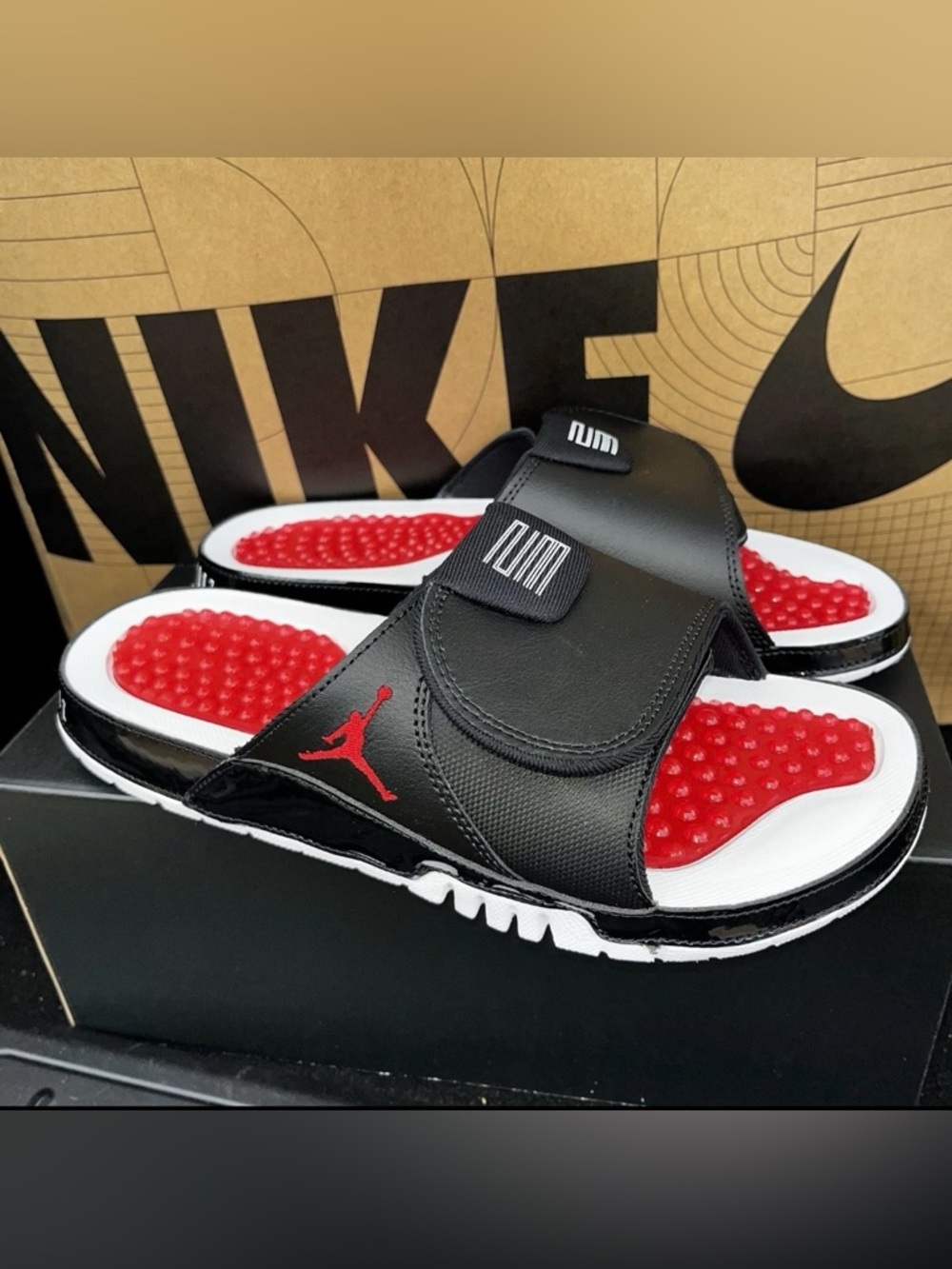 NEW Nike Jordan Hydro 5 Retro Slides Sandals Black/Gym Red FN2452-006 Size 10